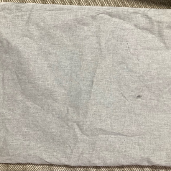 Saint Laurent Dust Bag. Measures at 15x11.5 - Picture 8 of 8